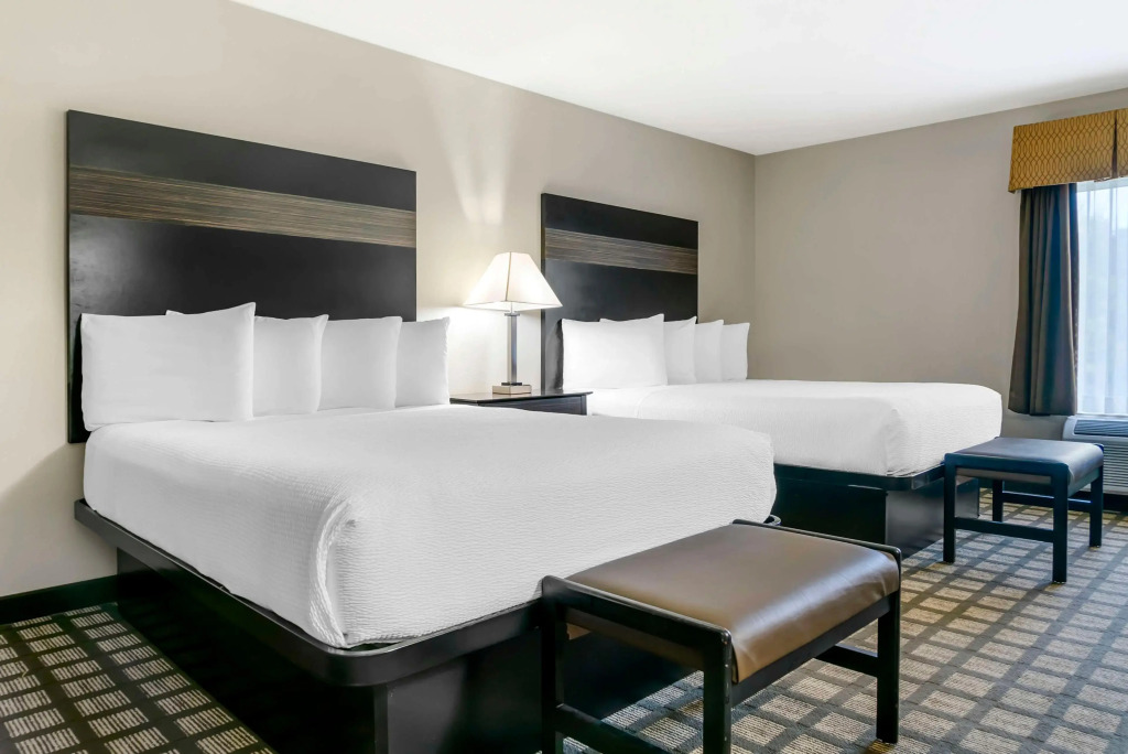 Best Western Beacon Inn