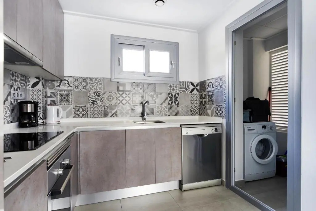 Orange Holiday Housing - Villa Amalia 13
