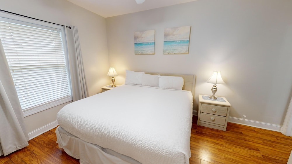 Magnolia North 4872-203
