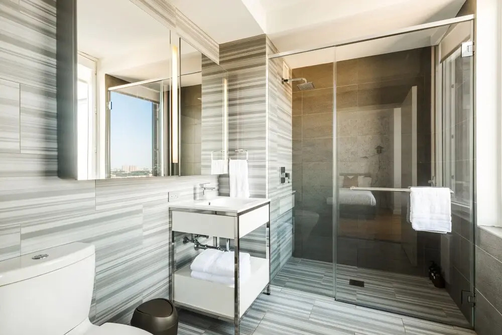 2 Bedroom Luxury Living Views of NYC