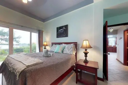 Suite H103 @ Mara Laguna