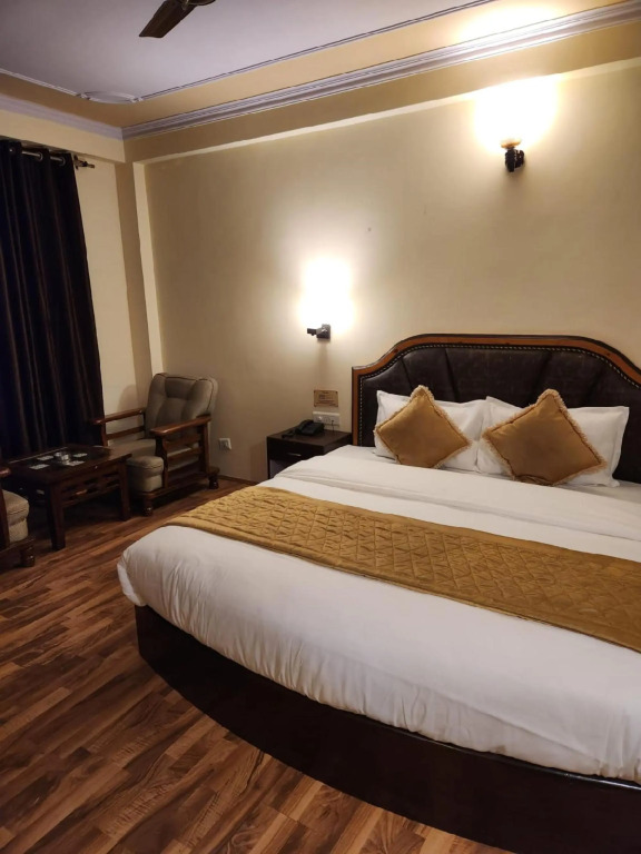Hotel Manali Paradise