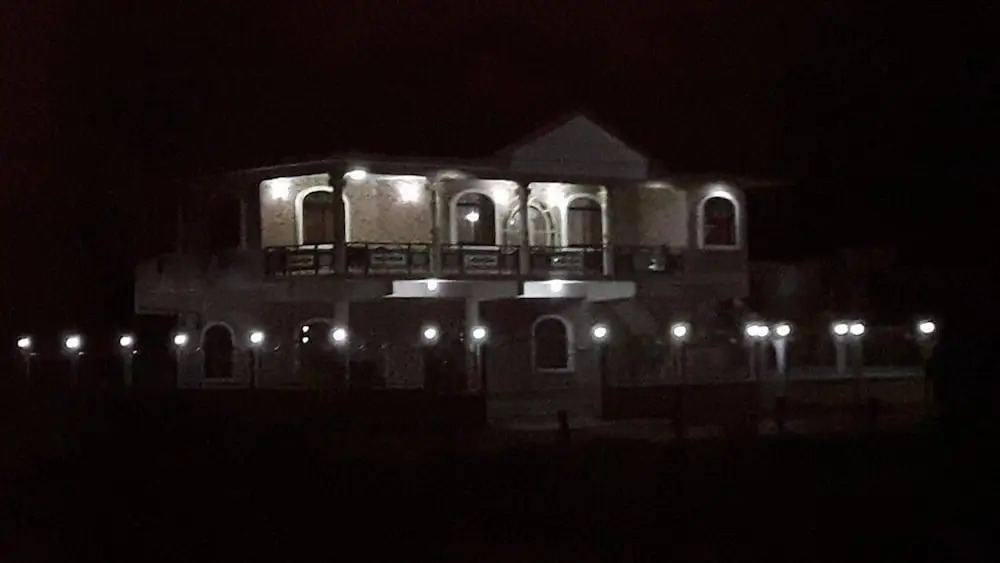 Amir's Apartment