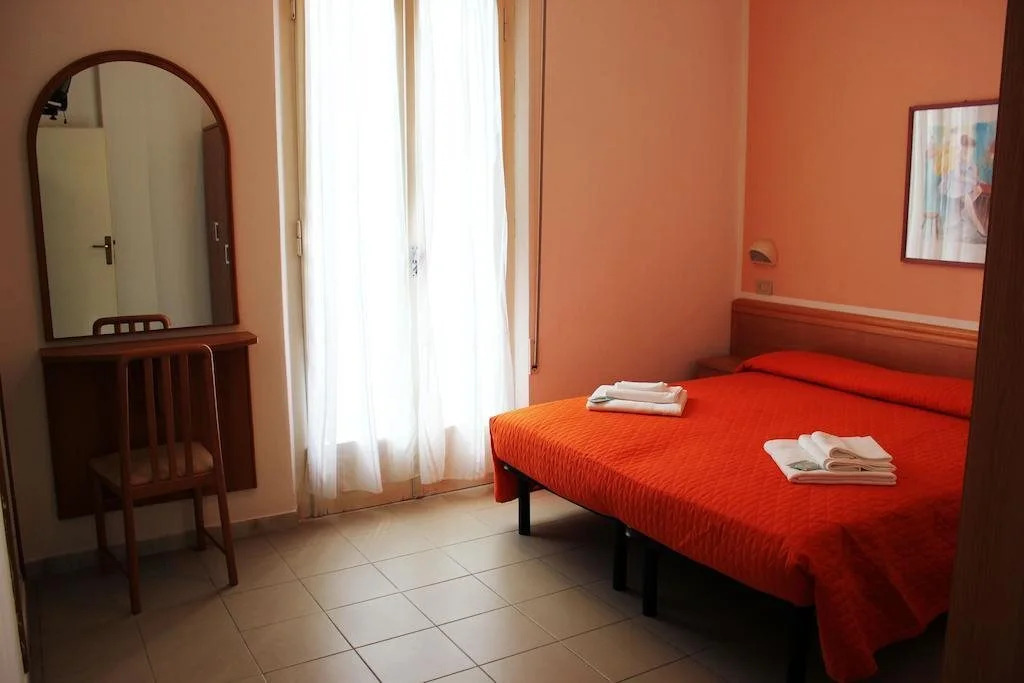 Hotel Leda
