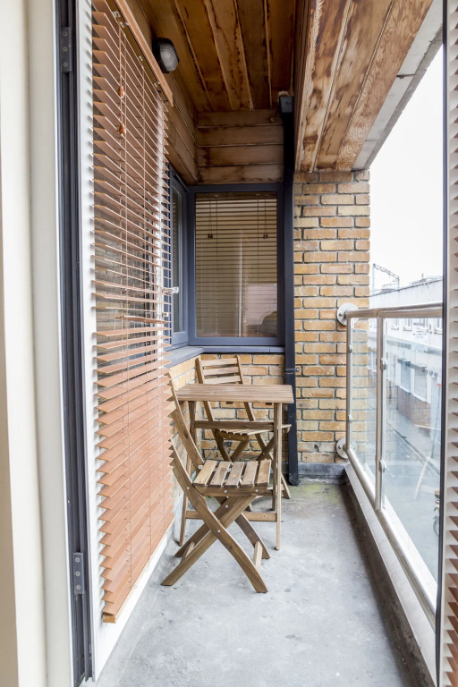 Pearse Street Suites