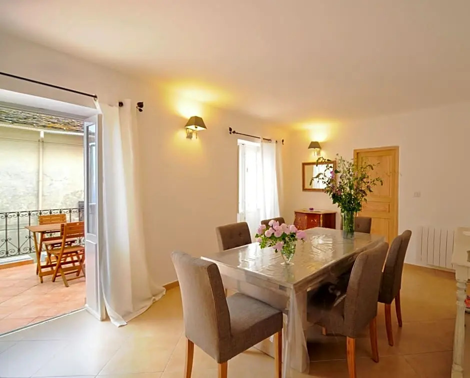 Casale Lucrezia