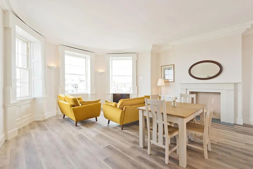 Henrietta Suites City Centre