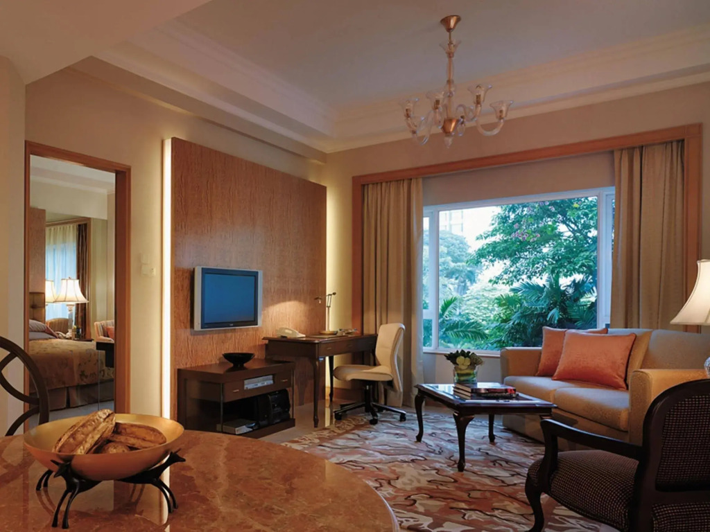 Shangri-La Apartments