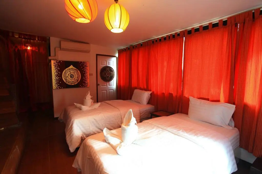 Lanna Pool Villa