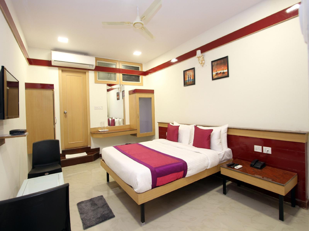 OYO  Capital O 4645 Span Suites