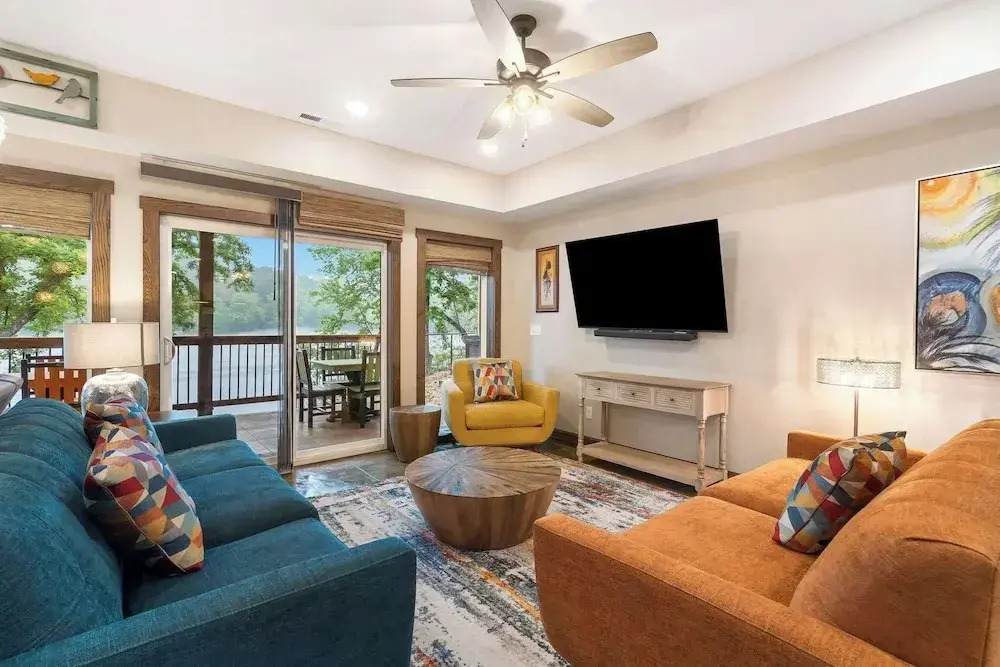 That Lakefront Taneycomo House - Branson
