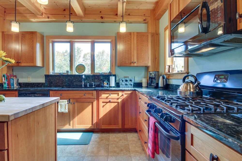 Chester Home w/ Views ~ 10 Mi to Okemo Mtn Resort!