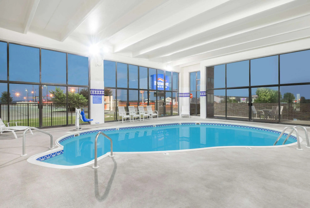 Baymont by Wyndham Springfield South Hwy 65