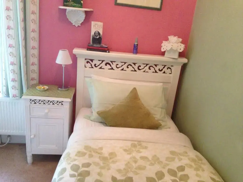 Twelfth Night Guest House