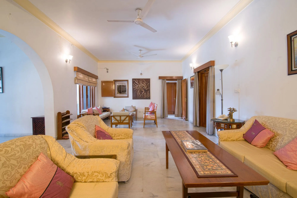 Girisadan - A City Centre Boutique Hotel
