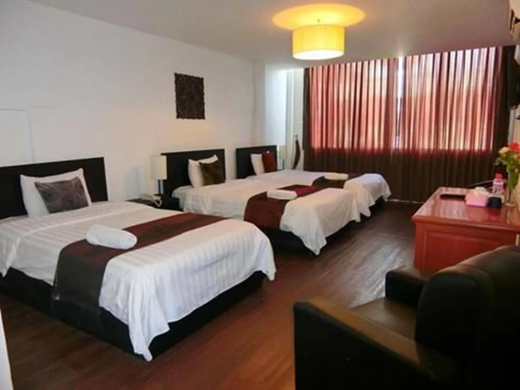 River Star Hotel