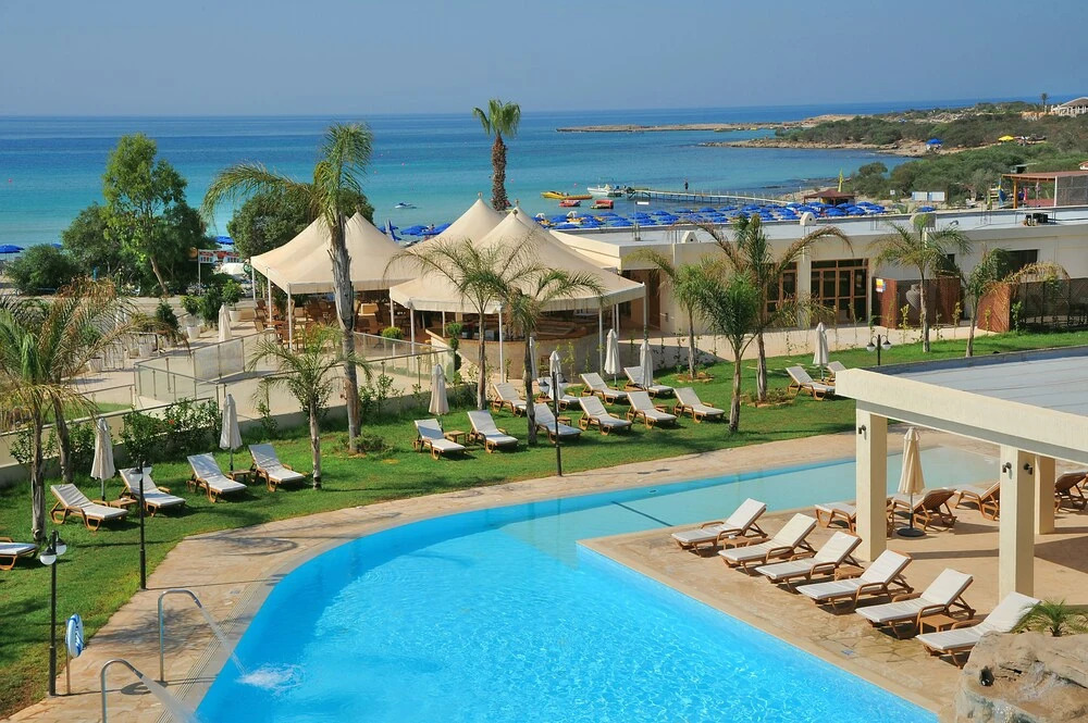 Olympic Bay - Adults Only