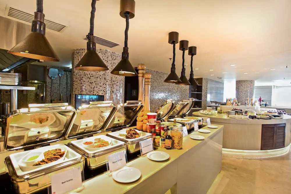 Crowne Plaza Dhaka Gulshan by IHG