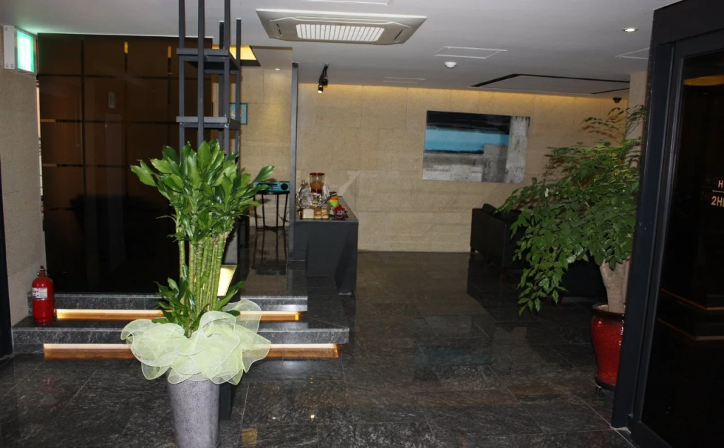 To Heaven Hotel