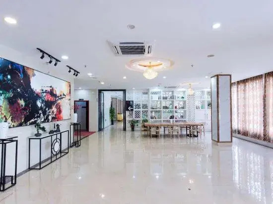 Chuanglian Guopei Zhongxin Hotel