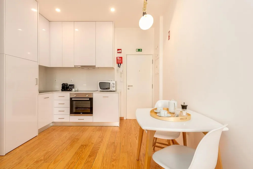 Cosy 5 in Oporto With 1 Bedrooms and 1 Bathrooms