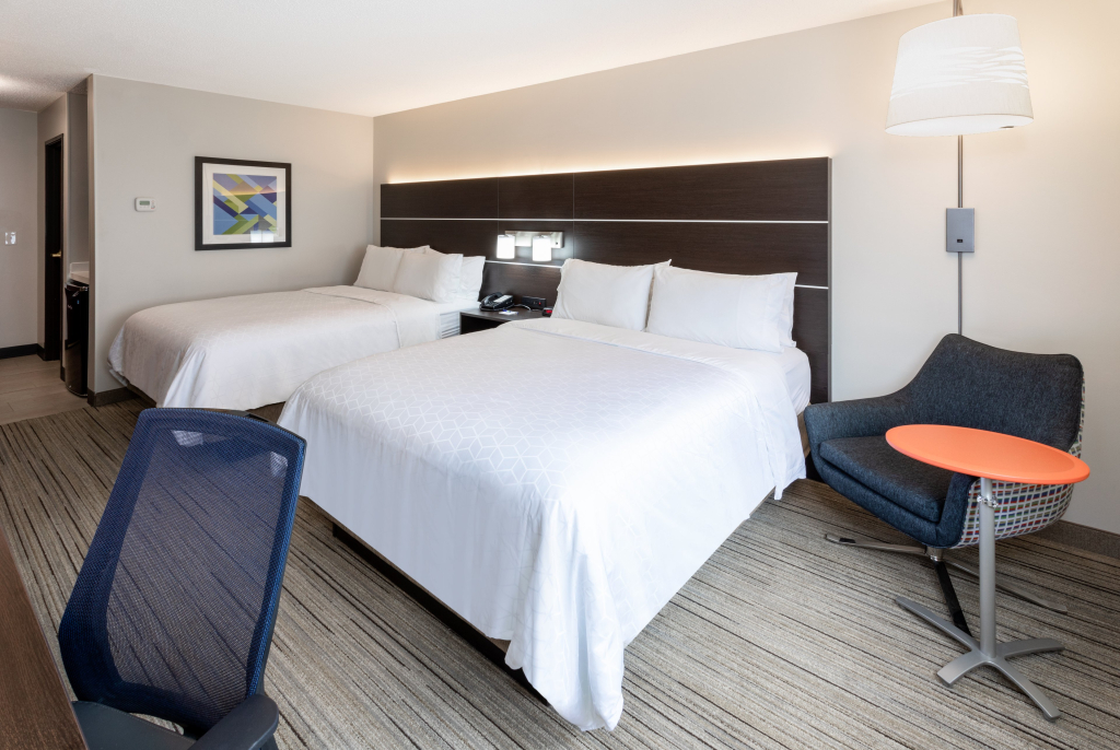 Holiday Inn Express Hotel & Suites Minneapolis-Downtown Convention Center by IHG