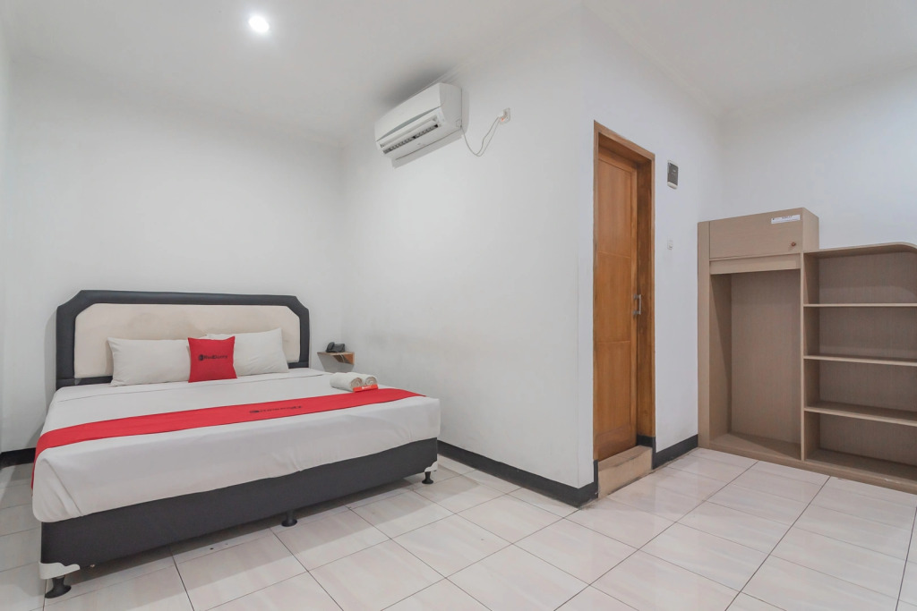 RedDoorz Syariah near Citimall Prabumulih