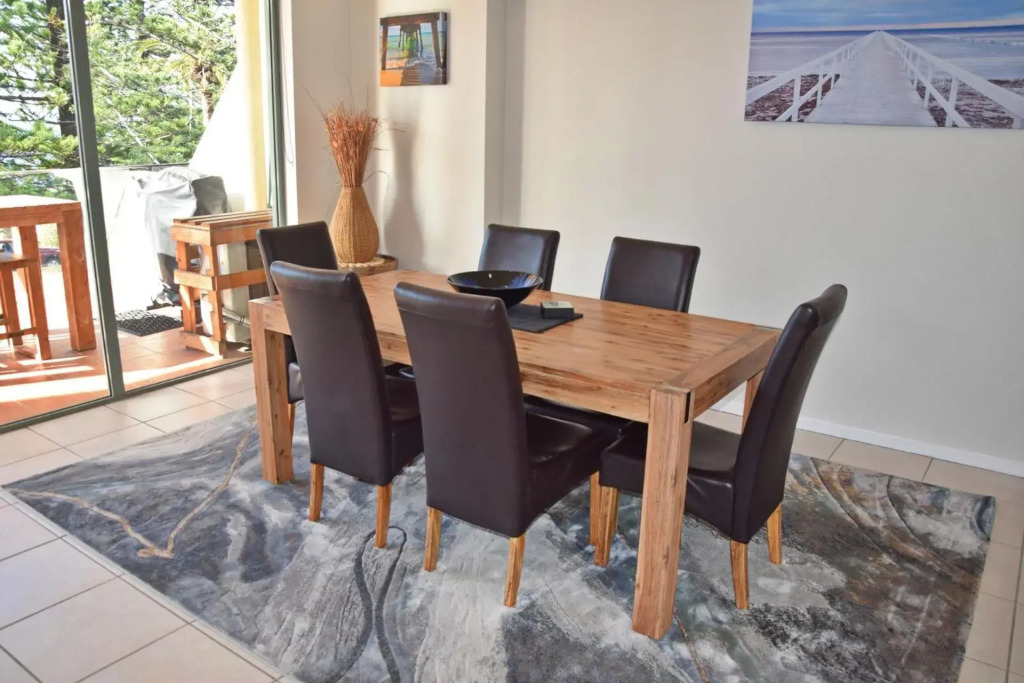 Tradewinds Apartment 4
