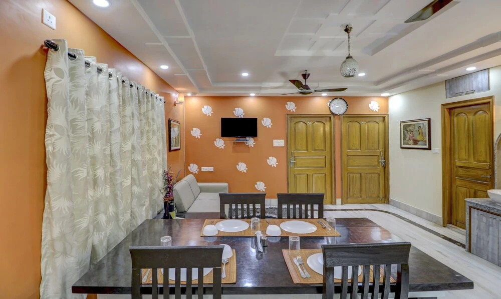 Treebo Trip Ashraya Inn