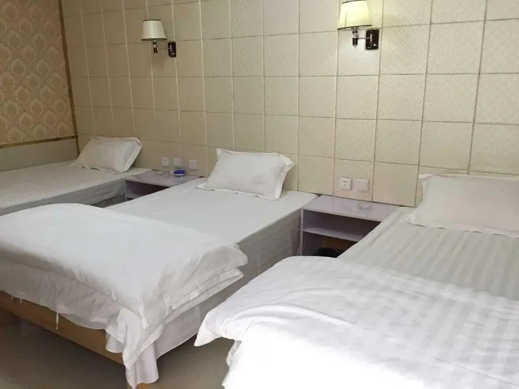 Jining Liangshan Rujia Family Inn