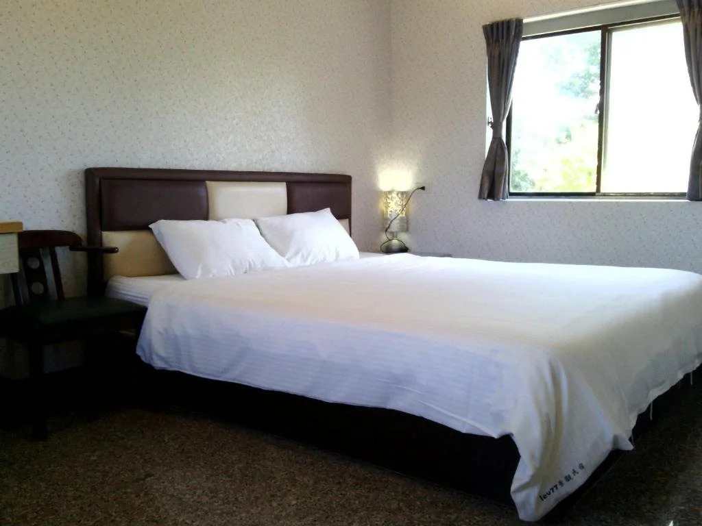 Lev 77 Hostel