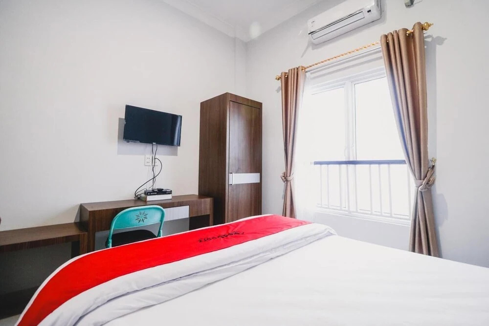 Elton Guest House By RedDoorz