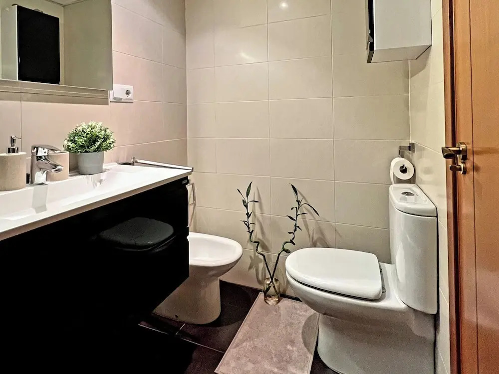Valencia Oasis Retreat - 2 Bedroom Apartment