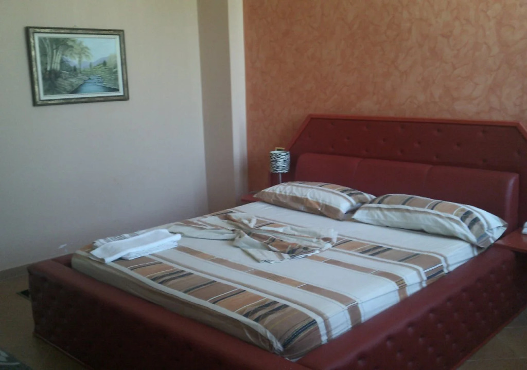 Dashamir Hotel