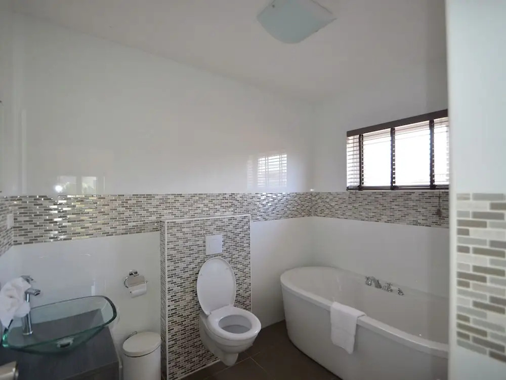 Modern Villa in Jan Thiel with Hot Tub