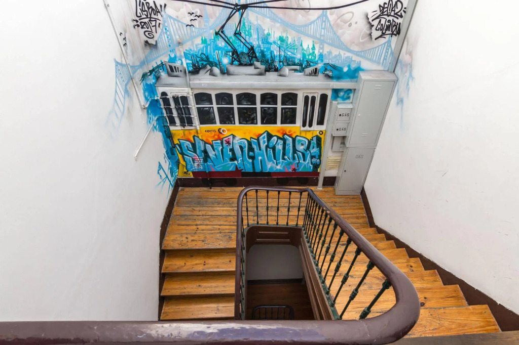 Hostel Seven Hills