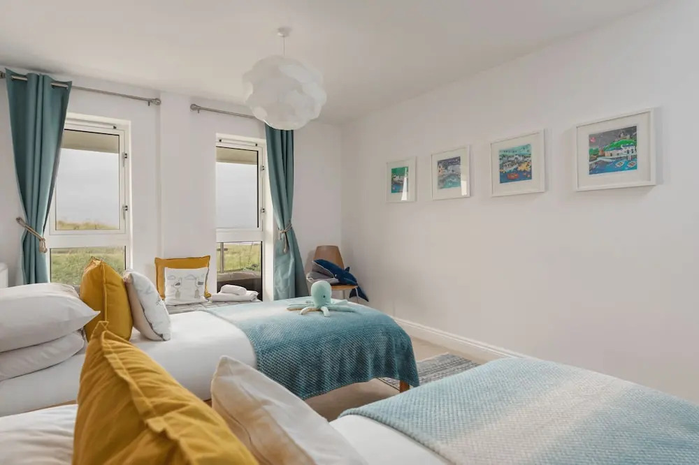 Host Stay Sunset