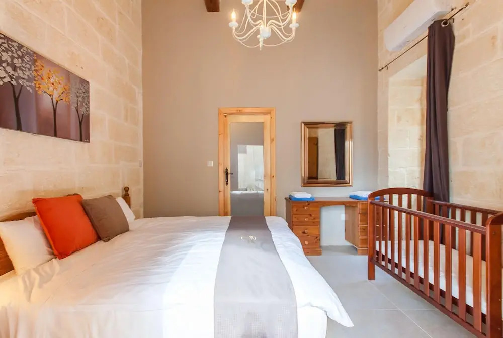 Naduri, Beautiful Gozitan Villa plus Pool - Happy Rentals