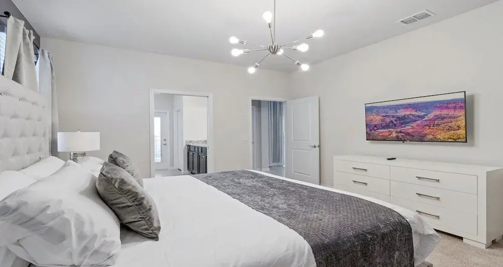 Opulent Retreat With Private Pool Near Disney