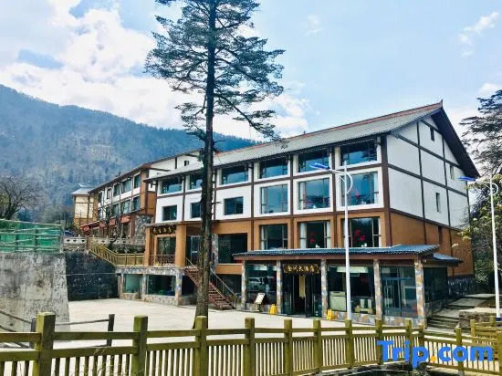 Jinchuan Hotel