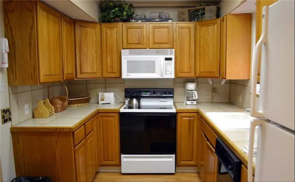 1200 #42 - 2 Br Condo