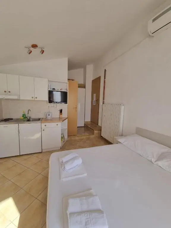 Apartmani Toni Poce