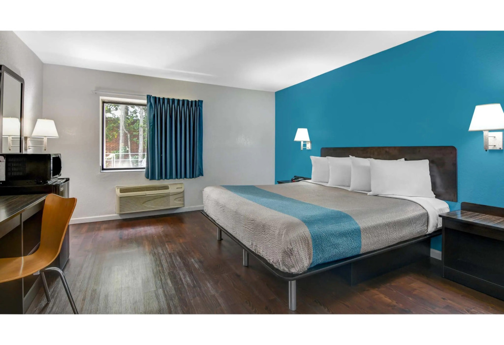 Motel 6-Norcross, GA