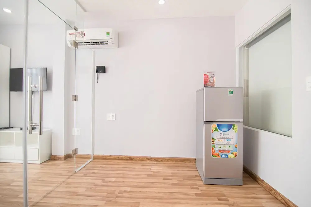 RedDoorz Plus near Tan Dinh Market 2