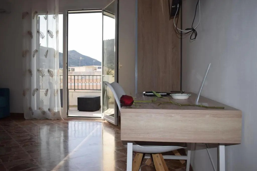 Ponente & Maestro Rooms