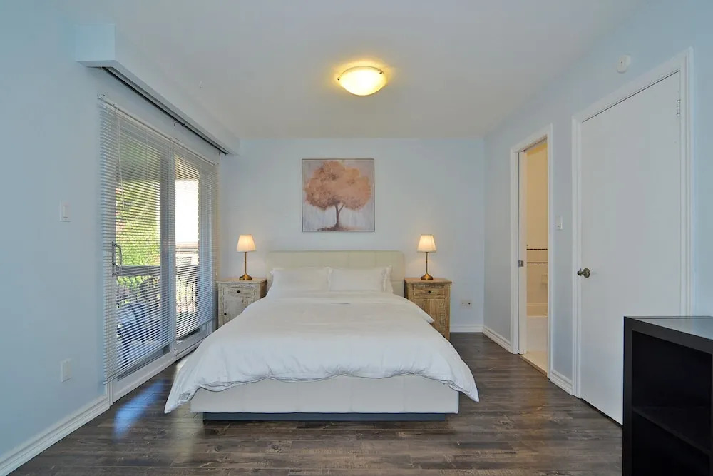 Toronto Luxury Suites