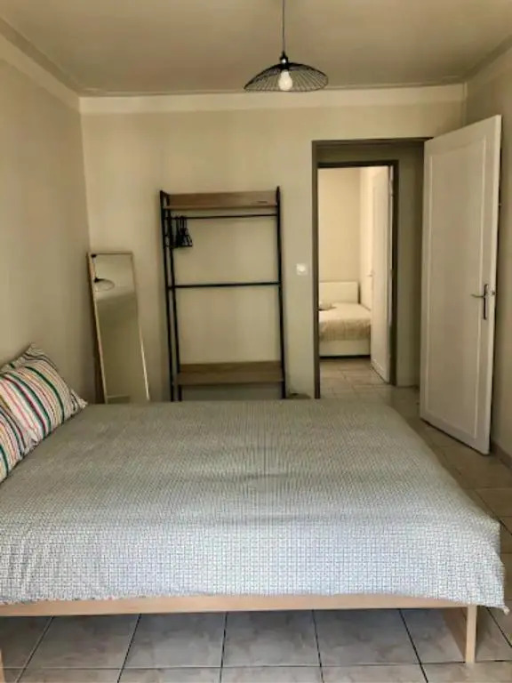2 Bed Apartment Near the Coast & City Center