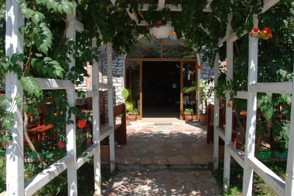 Hotel Rixhi