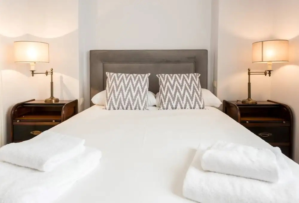Guest Select Retiro