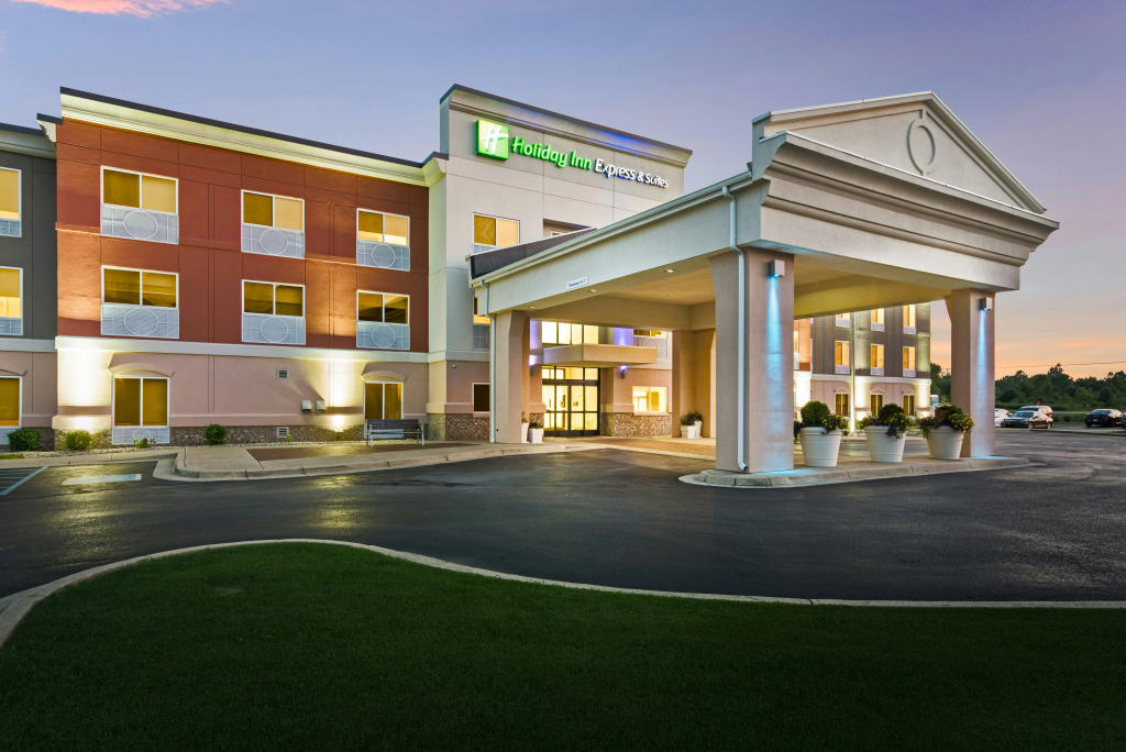 Holiday Inn Express and Suites Jasper
